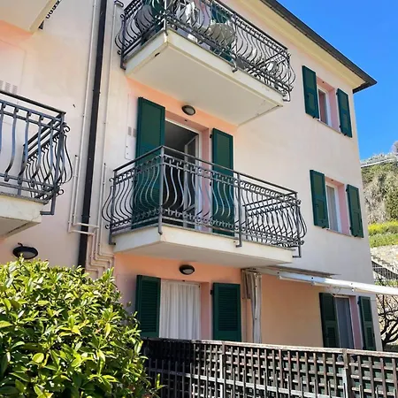 Grazioso Con Garage Vicino Alla Ciclabile Apartamento